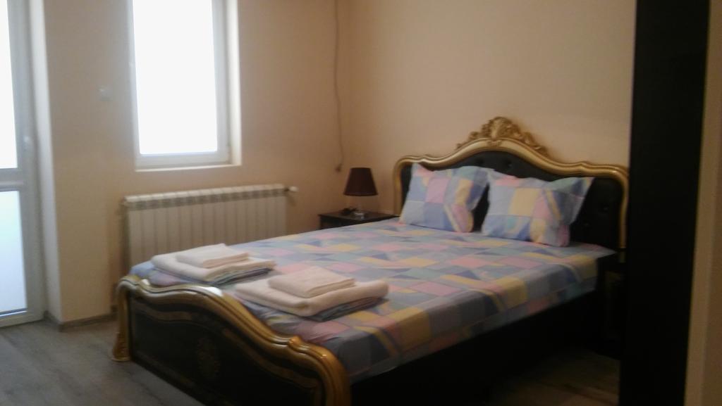 Apartment Izabel Ямбол Экстерьер фото